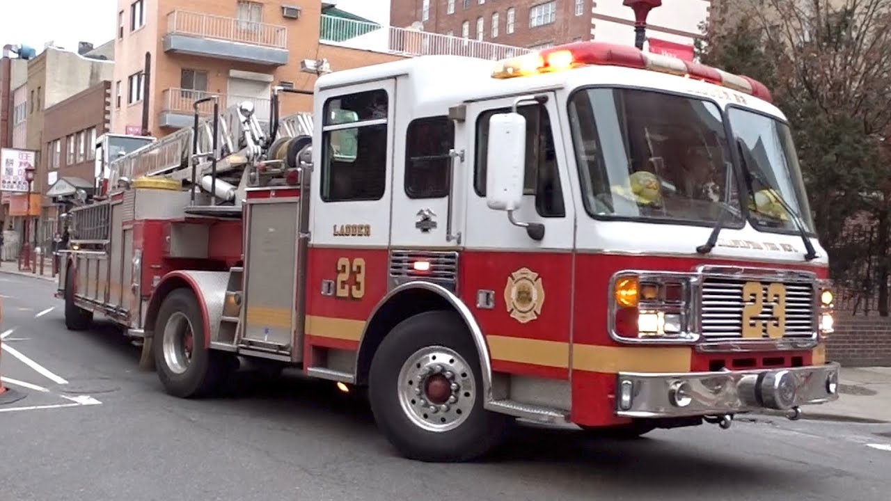 PFD Ladder 23 Responding
