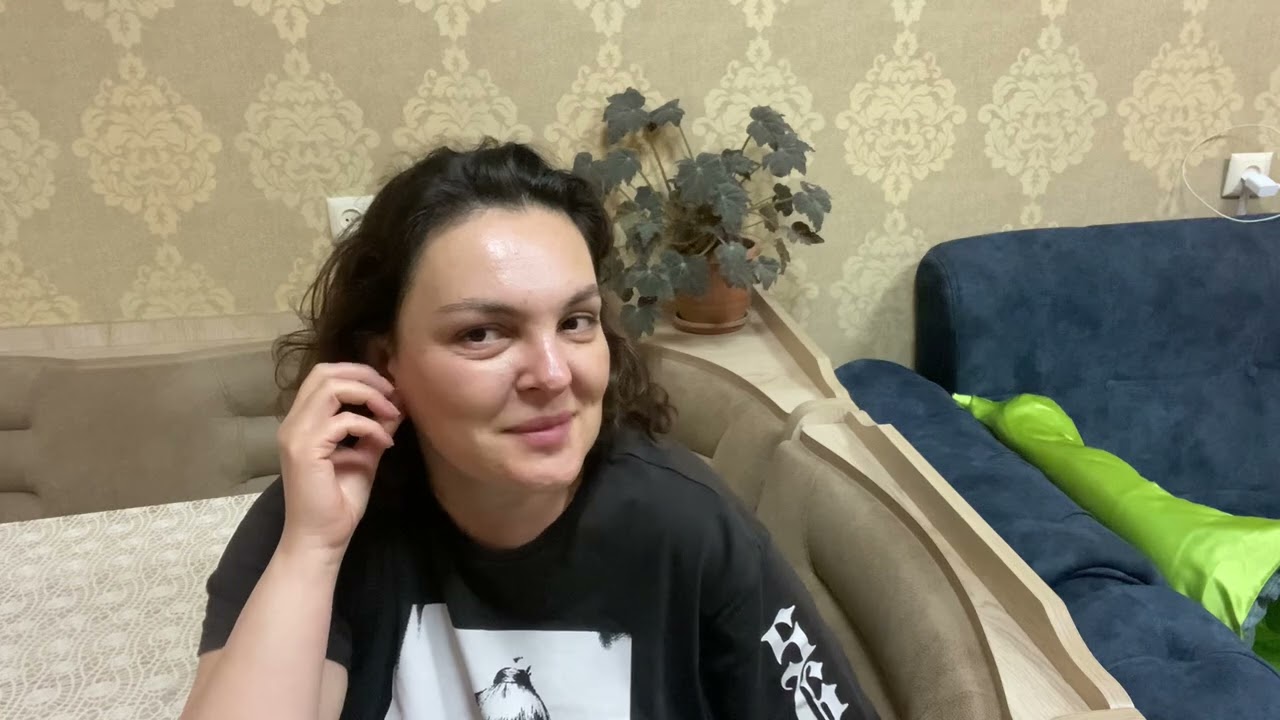 ახალი ამბების დასტა / 1