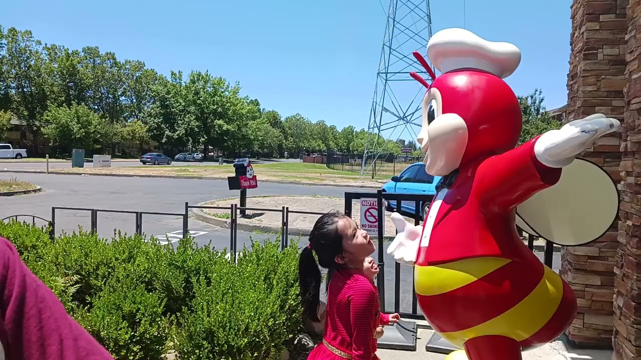 Jollibee time with the Kiddos l Kids Fun Times Vlog