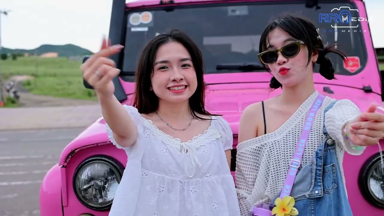 clip TVC du lịch Mũi Né touer vòng quanh xe jeep.