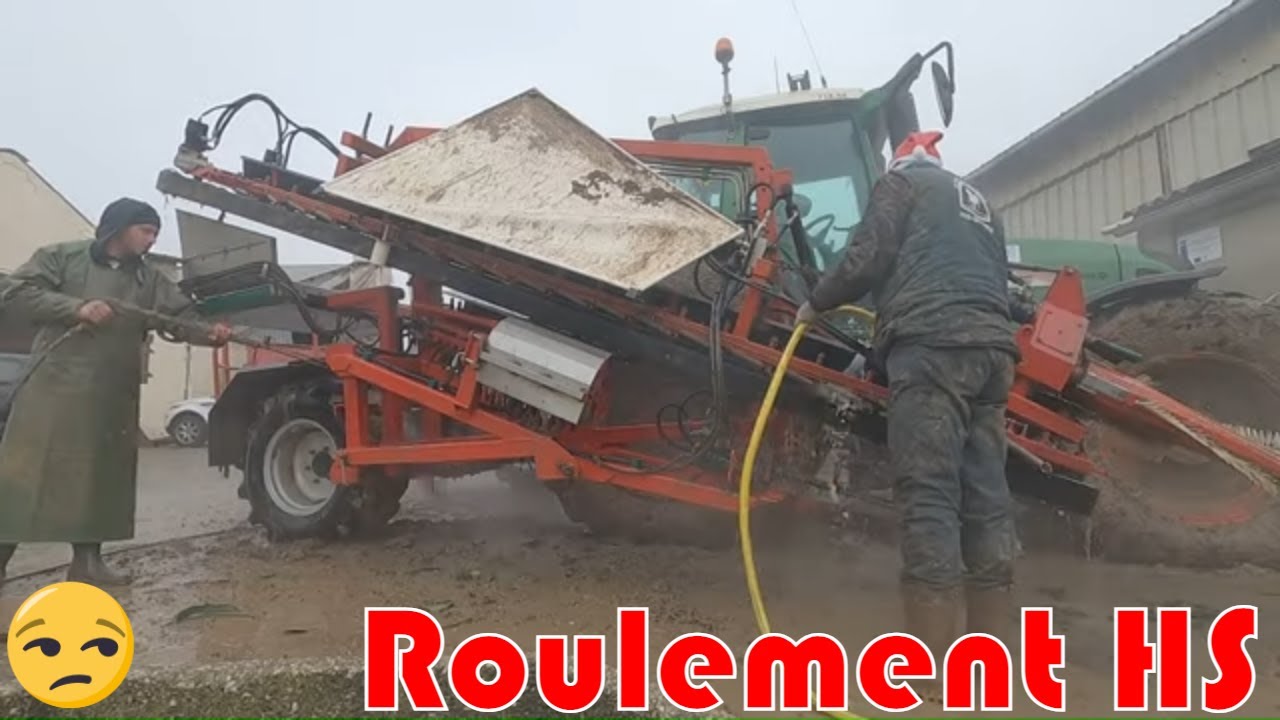 Nettoyage et vérification : arracheuse poireaux🚜
