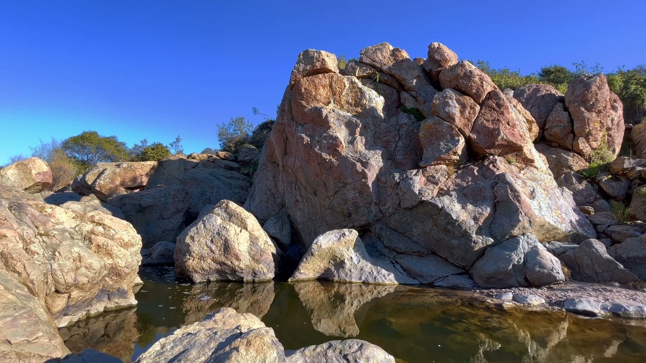 Mountain Stream Nature Sounds ⛰️ Mountain Ambiance w/ Gentle Water Sounds & Cricket Sounds 🦗