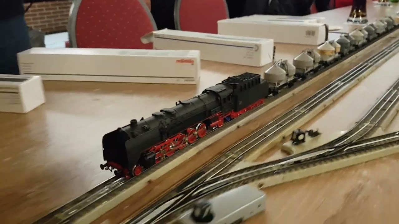Baureihe 45 Eigenbau auf AC mit M&auml;rklin Silowagen