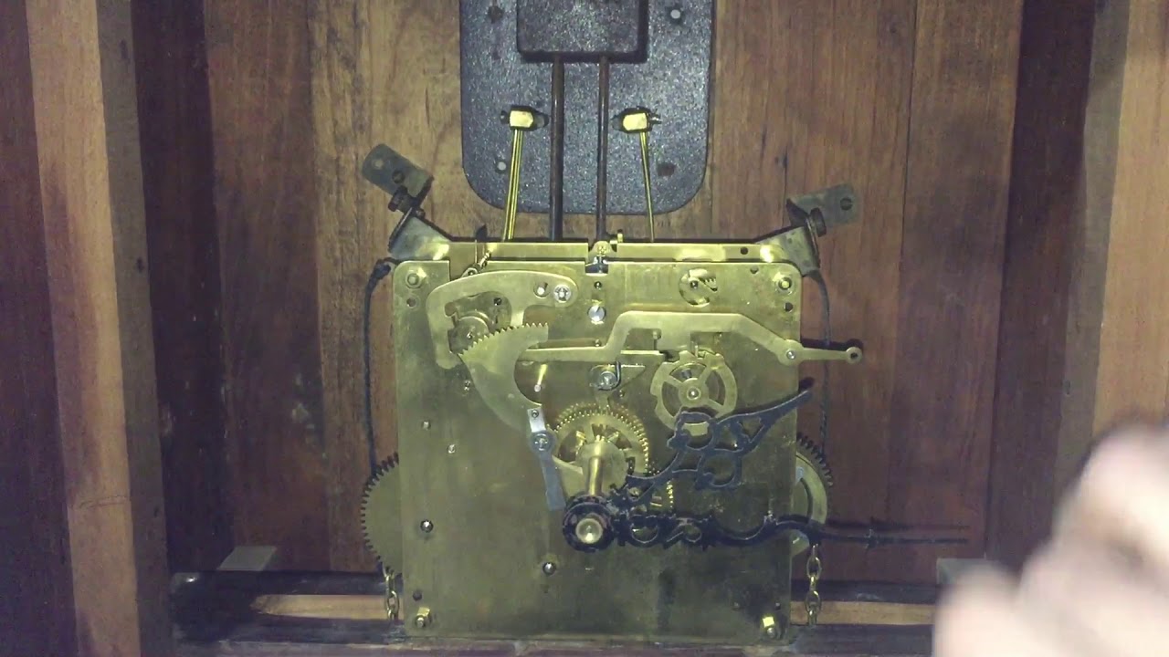 Urgos Grandfather Clock