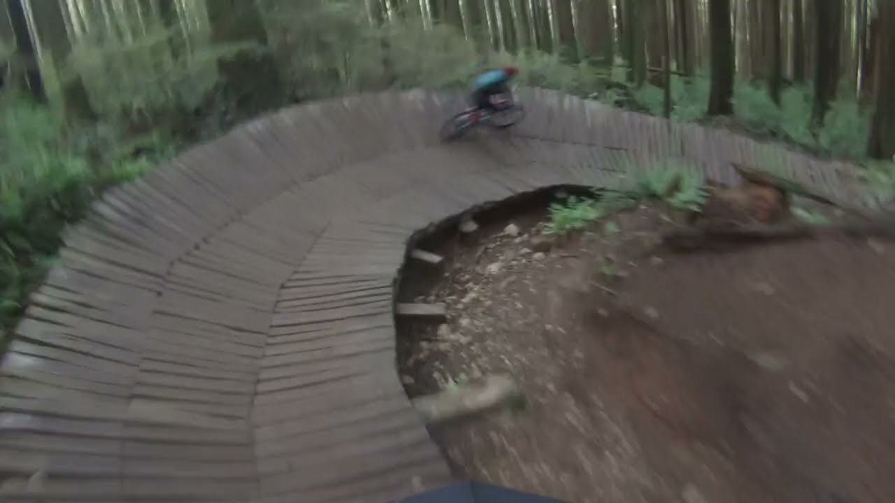 Mt Fromme - Bobsled, Expresso & Lower Expresso