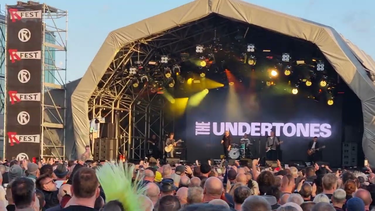 The Undertones Teenage Kicks Live Rebellion Blackpool 2022