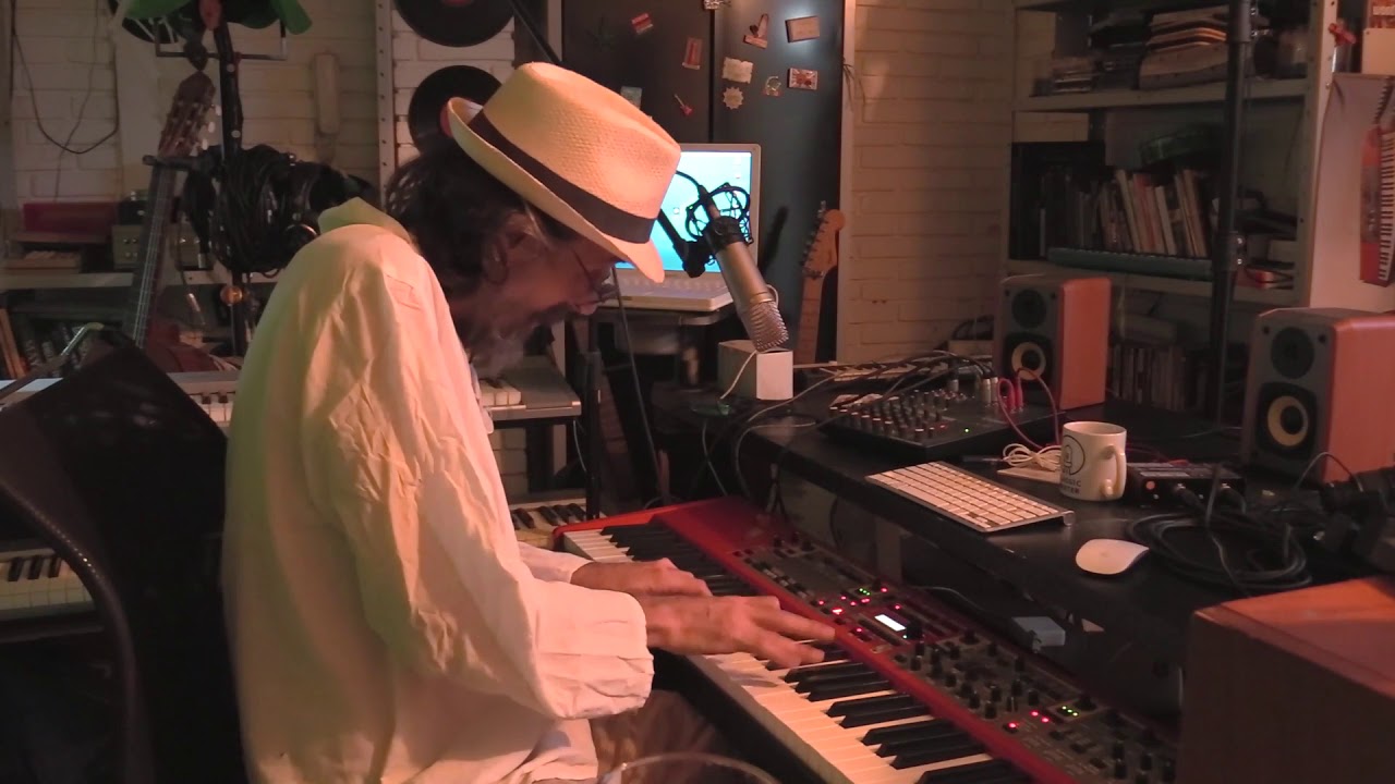 Insensatez - Tom Jobim - (Jazz Standard) - by Jobert Gaigher - Piano Solo