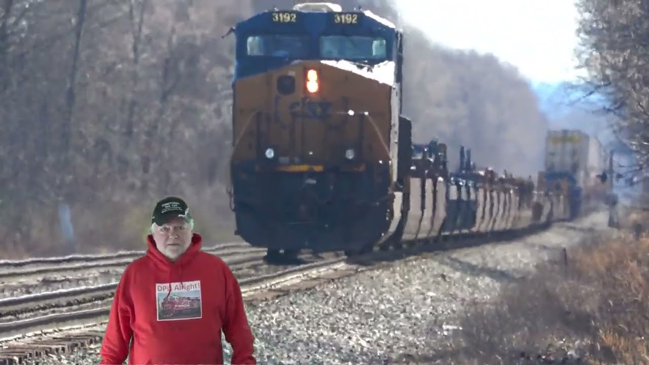 I Was Filming a Train and All Of a Sudden Whoa! Ex BNSF GECX Pumpkin! Plus More Surprises!
