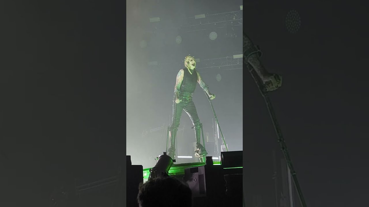 Marilyn Manson Tourniquet (on stilts) live in Madrid 28/11/2025