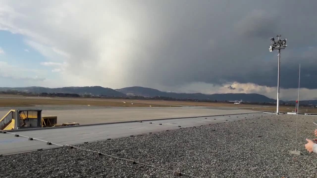 Flughafen Graz- Start Airbus! Airport Austria Graz