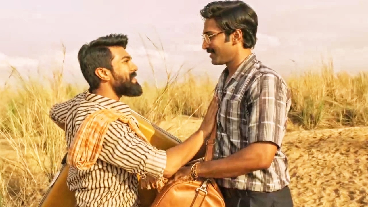 पूरे एक साल के बाद राम चरण के भैया लौटकर आ रहे हैं | Rangasthalam फिल्म का Best सीन