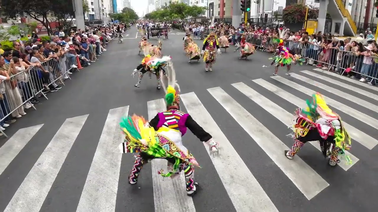 Festival de la Candelaria - Tinkus URUS