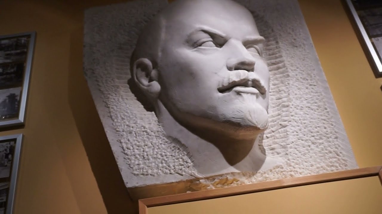 Гатчина при СССР.Заводы,ЛИЯФ,моржи и смелый поступок директора музшколы! Экск. по музею Гатчины.5ч.