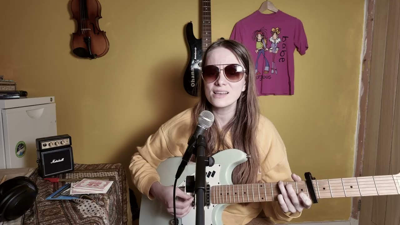 Free Treasure - Adrianne Lenker (Cover by Iona Evans)