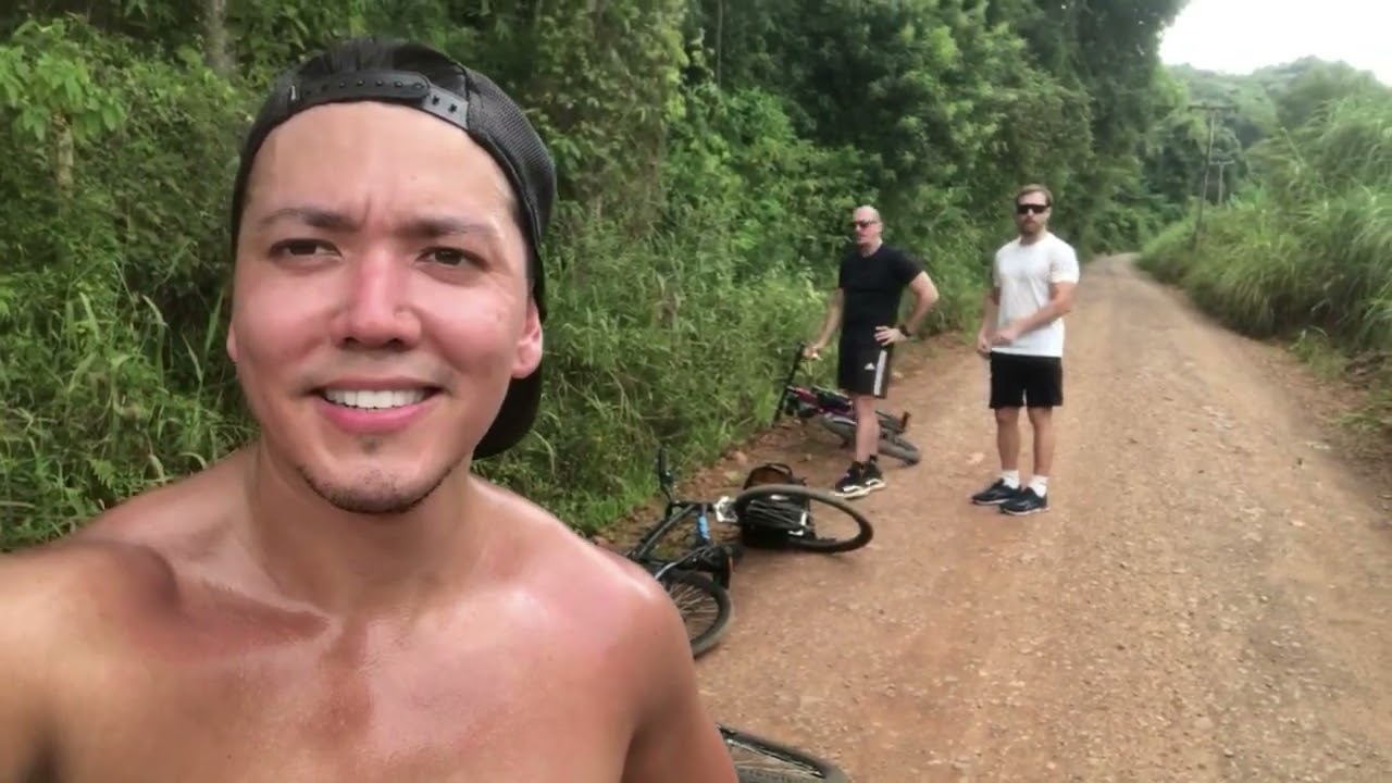 Como &eacute; o Camping Merkel? Fomos de Bike e passamos um dia na cascata do camping Merkel - Sapiranga RS