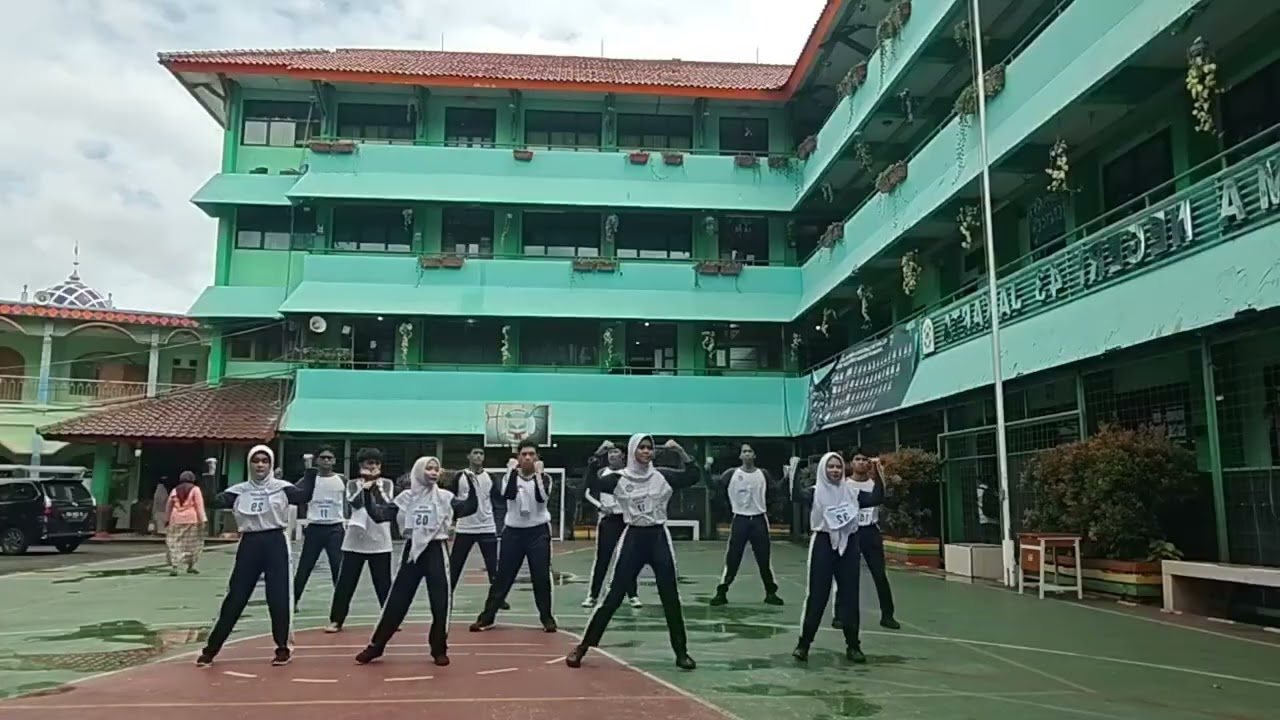 Tugas Senam 12-b dari Kelompok 2 