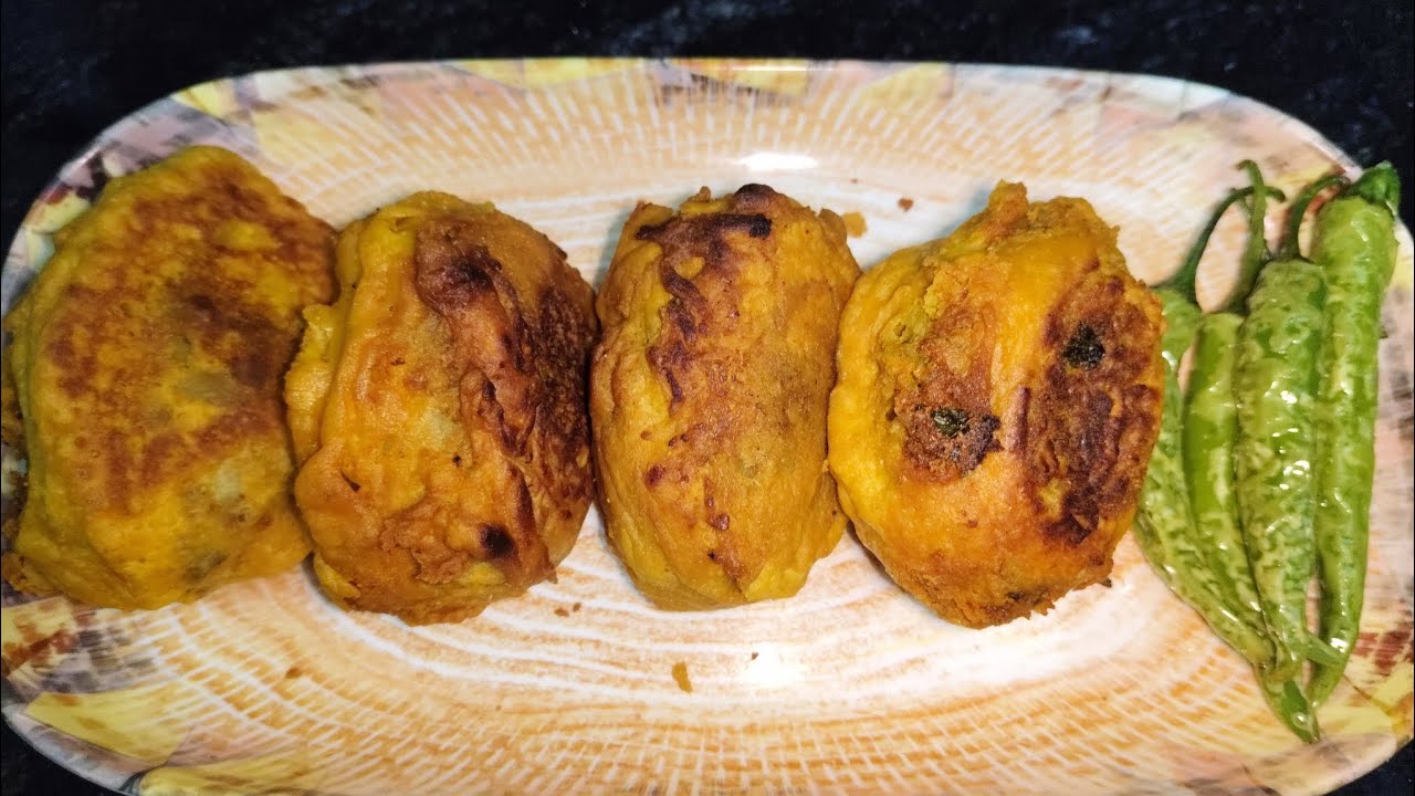 CHEESEY POTATO AND EGG BHAJIYE 