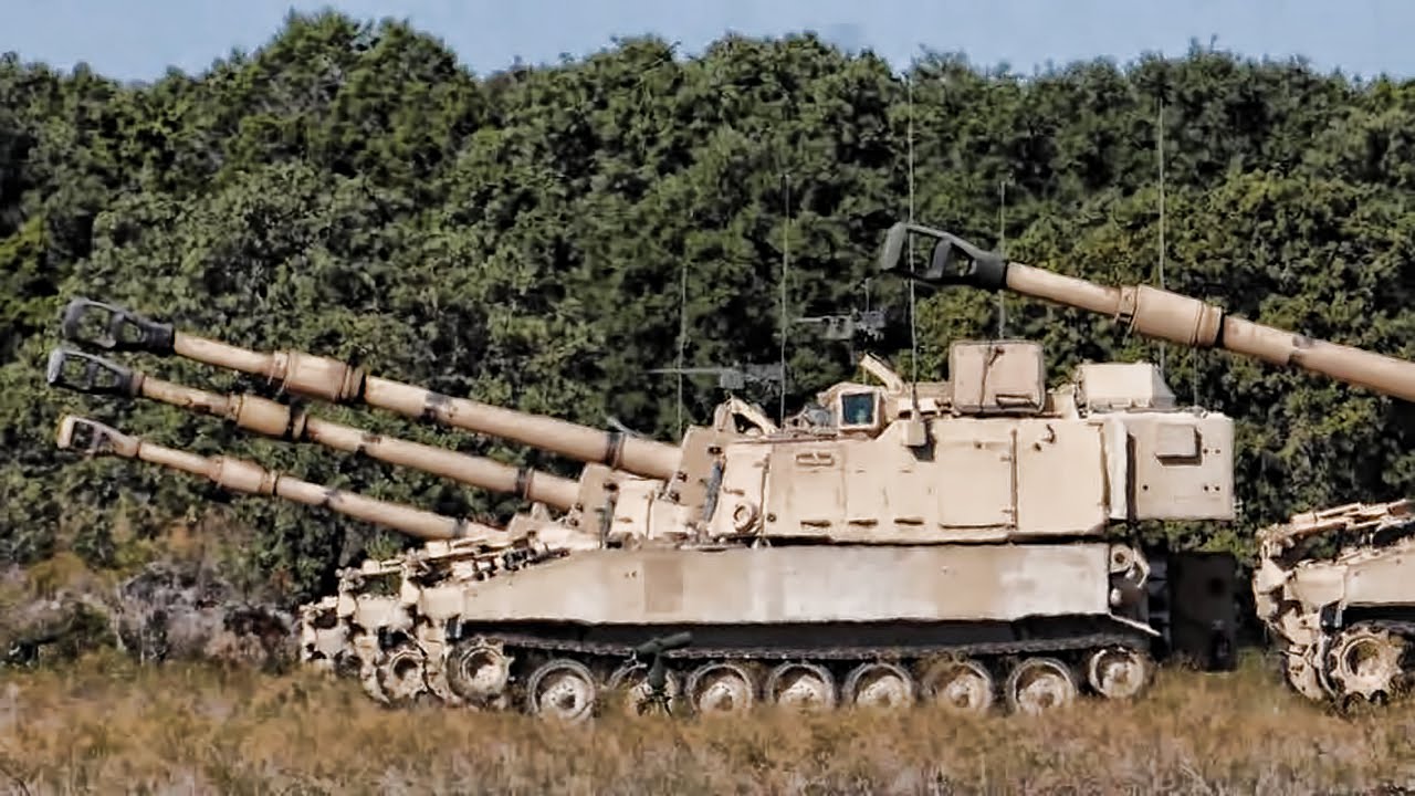 Paladin M109A6 Mobile Howitzer • Boom Goes The Gun