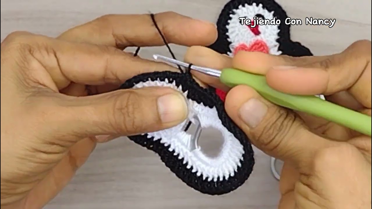 RECICLA Y TEJE ESTE HERMOSO PROYECTO ~ pinguinos a crochet 🐧