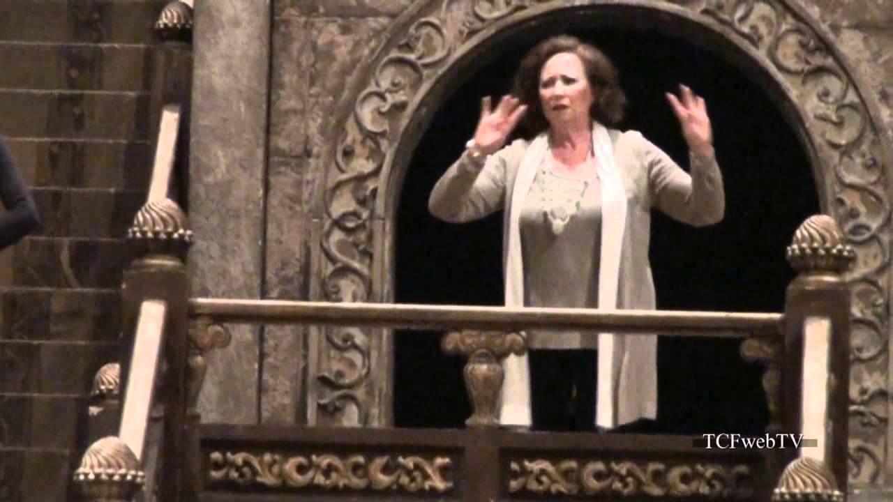 7 - TURANDOT 2012 - TEATRO CARLO FELICE - backstage 7