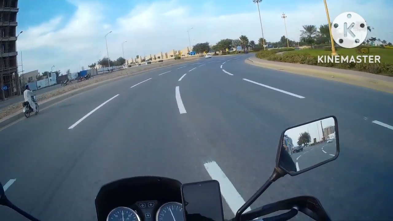 Bike ride to bahria town karachi |travel vlog. #bahriatown #motovlog #on_our_suzuki