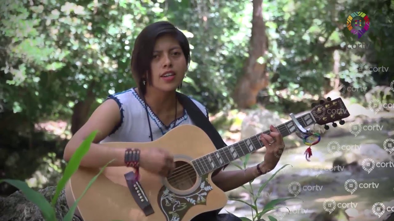 Ailicec Rivera CANTAUTORA MAZATECA