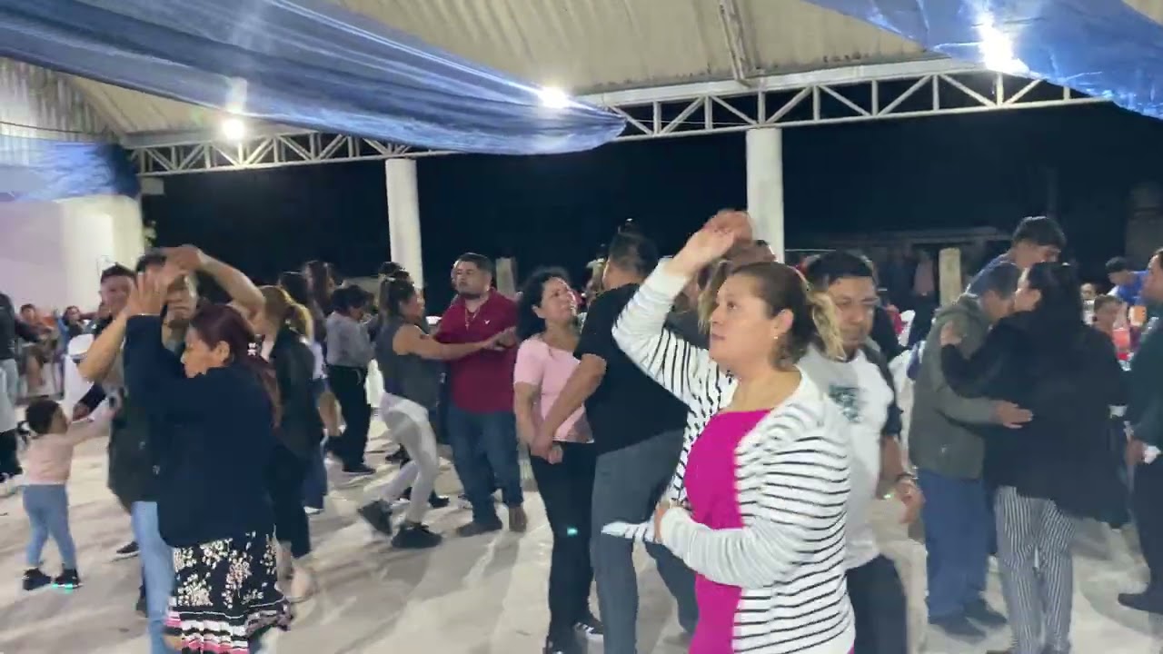 Grupo dinastía Sebastián en vivo desde tecomate Tepetzintla ver 