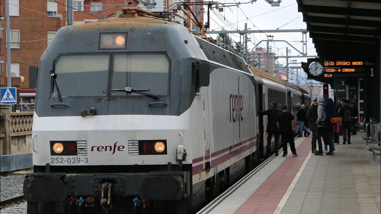 HOMENAJE Trenes ARCO-Coches 2000 de Renfe