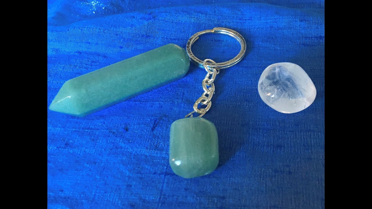 Some writing news and a GIVEAWAY, in fact 5 GIVEAWAYS!!!