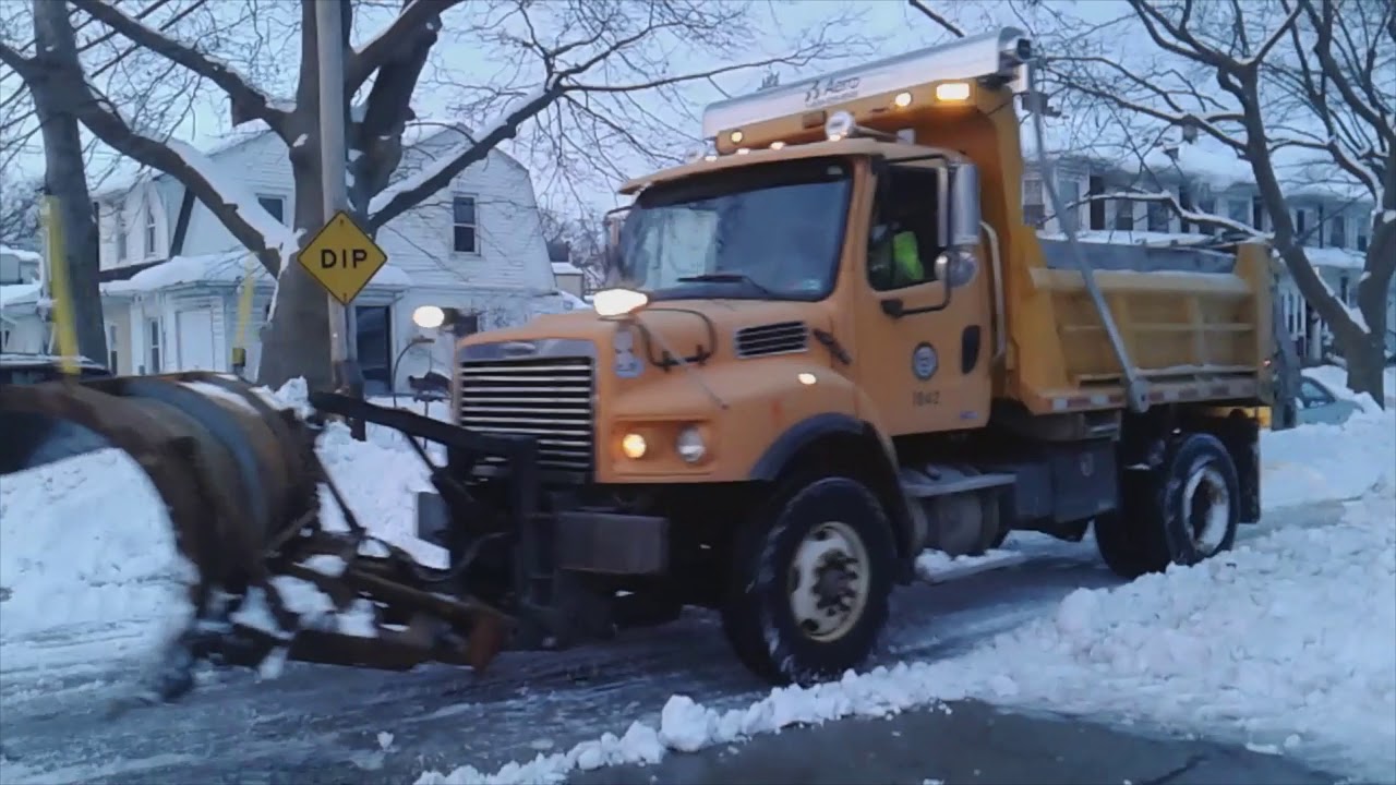 Allentown DPW Plow Convoy on East Greenleaf Street