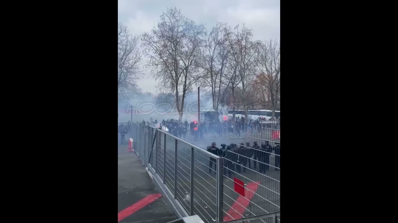 12.02.2023🇫🇷 Reims - Troyes @ultras_no_politicas.1312