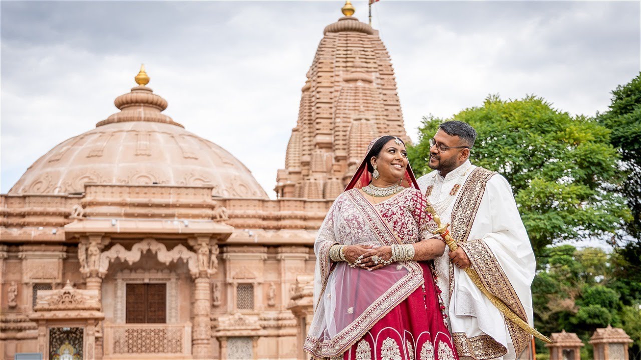 Pooja & Timesh | Oshwal Centre, Potters Bar