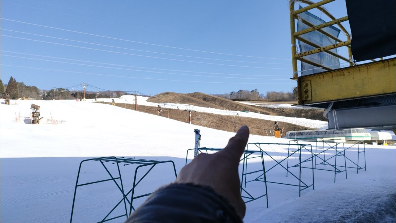 高鷲スノーパークセンターハウス前、驚きがたくさん！！3月18日水曜日朝7時27分〜