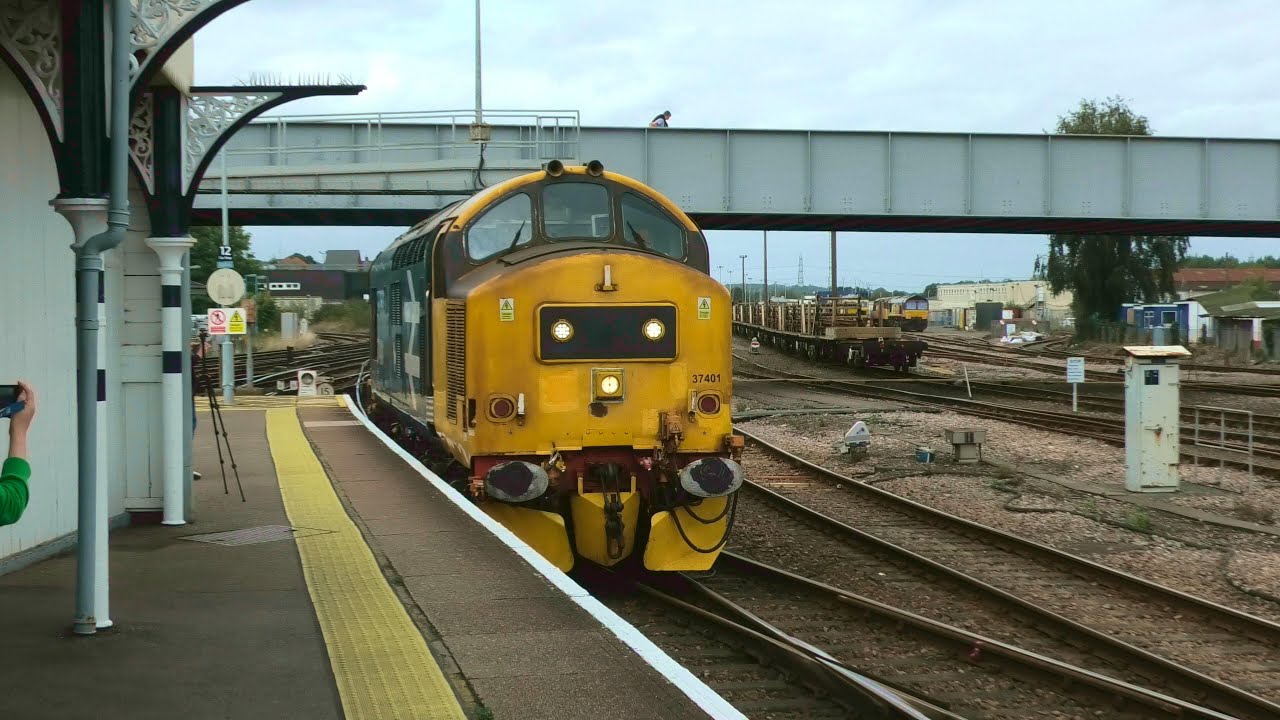 Trains at Eastleigh 21/08/24