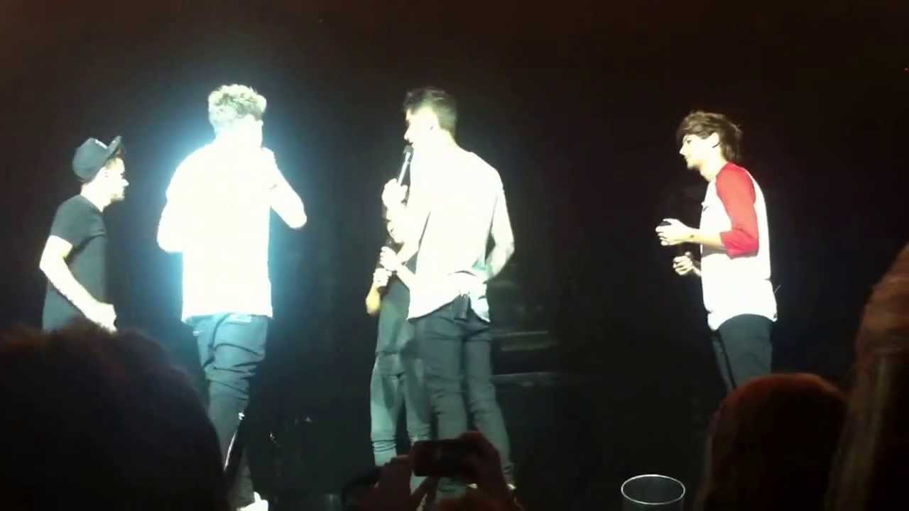 Harry Styles, jokingly gets mad at fan (Funny twitter questions)
