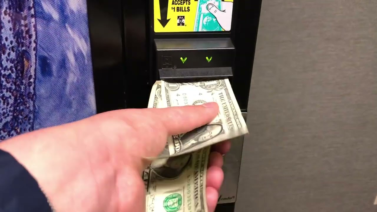Vendo V840 Pepsi Vending Machine at The Hampton Inn - Downtown in Cleveland OH