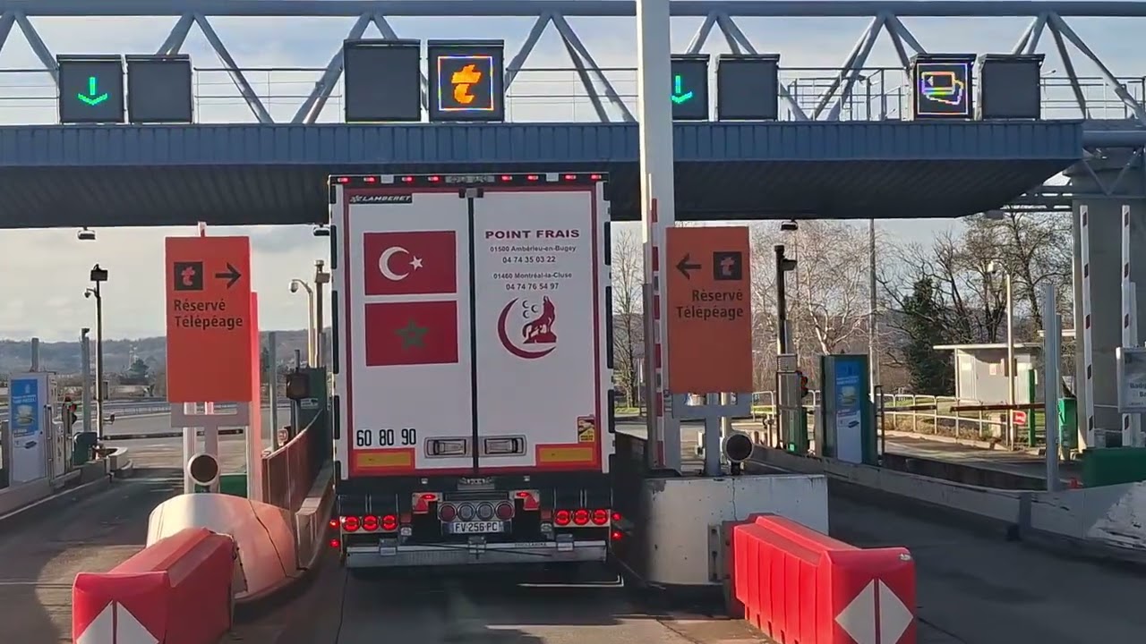 ЕВРОПА ДАЛЬНОБОЙ!! Еду по солнечной, теплой Франции, t +10* тепла. Зимой и не пахнет!) 