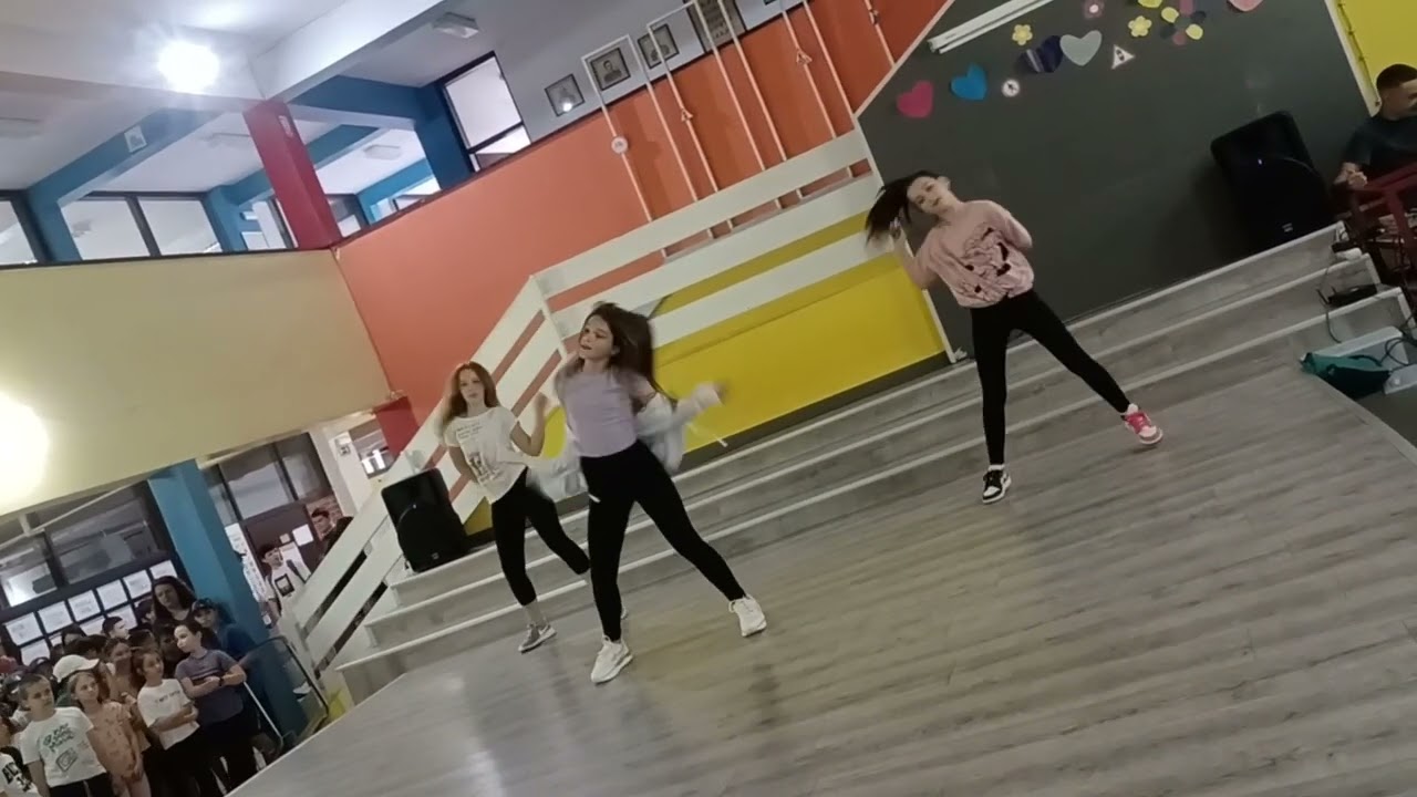 Ples 4 razred/ Gustavijada 2023.