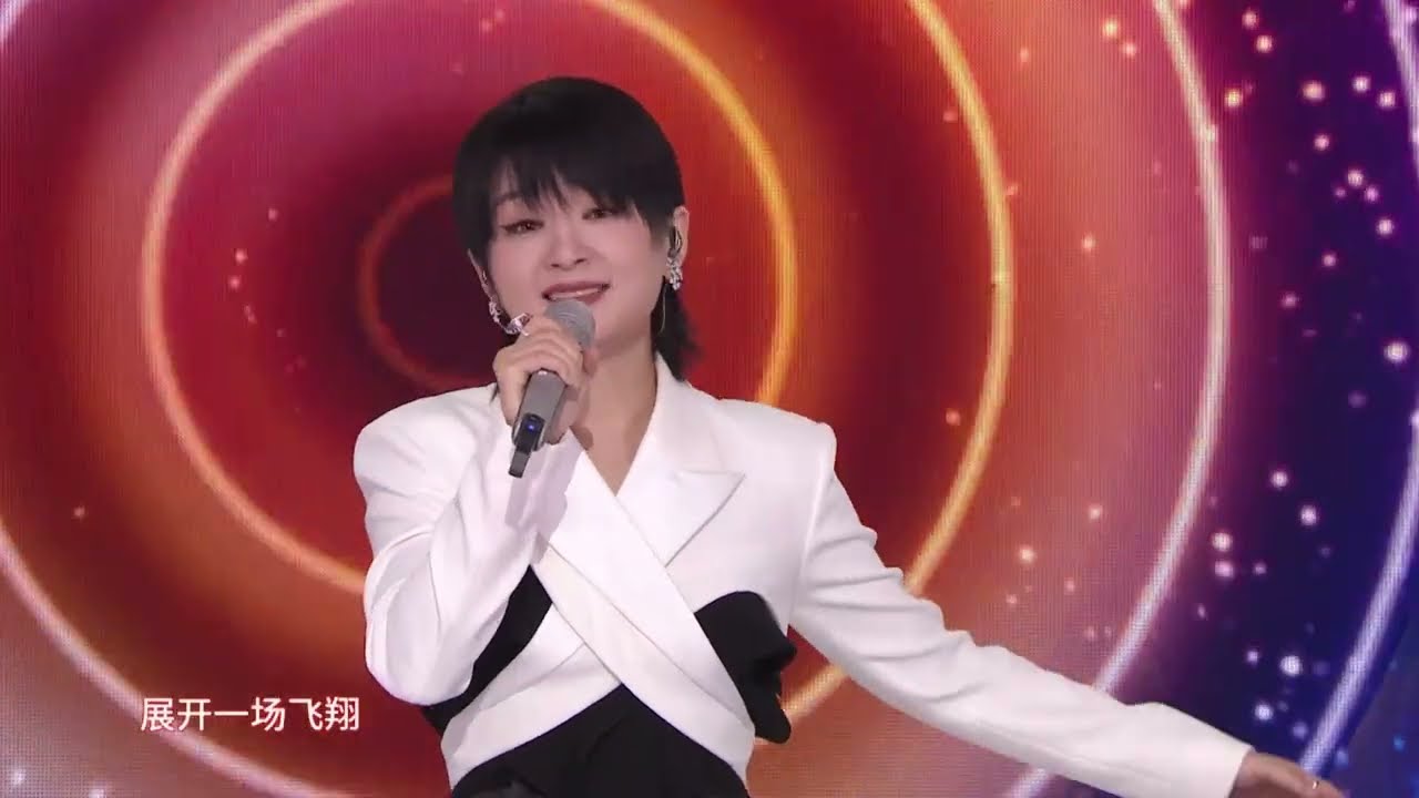 【ENG SUG】周笔畅湖南卫视雷锋晚会演唱《无名英雄》致敬每一位平凡路上铸就的英雄