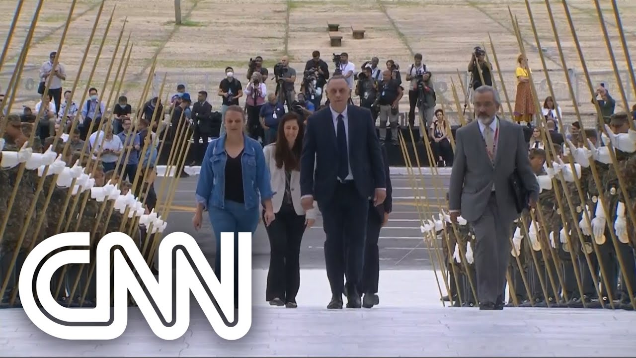 Dublês de Lula e Janja ensaiam para a posse presidencial; assista | CNN 360º