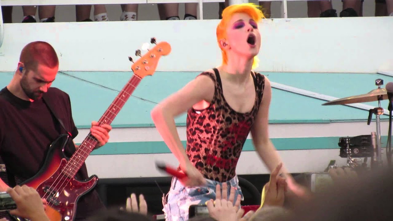 PARAHOY2 * 3/5/16 Paramore - Here We Go Again