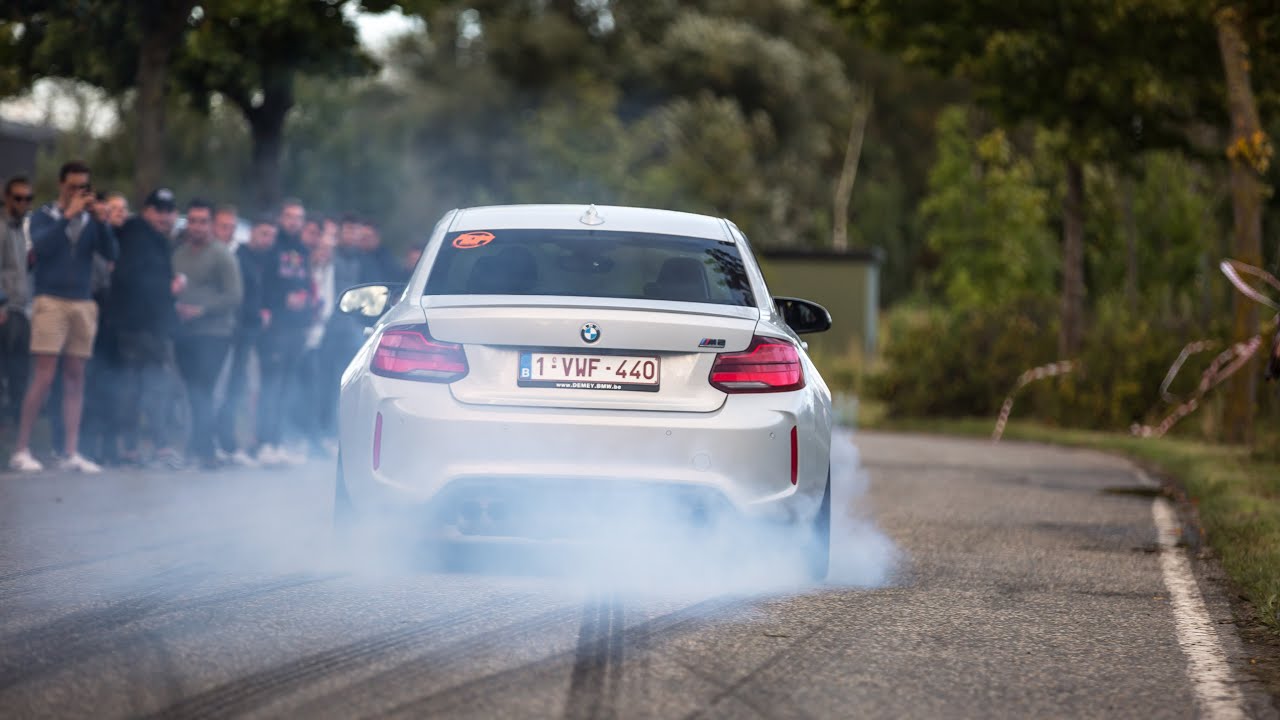 BMW M2 Competition - Burnouts, Accelerations & Revs !