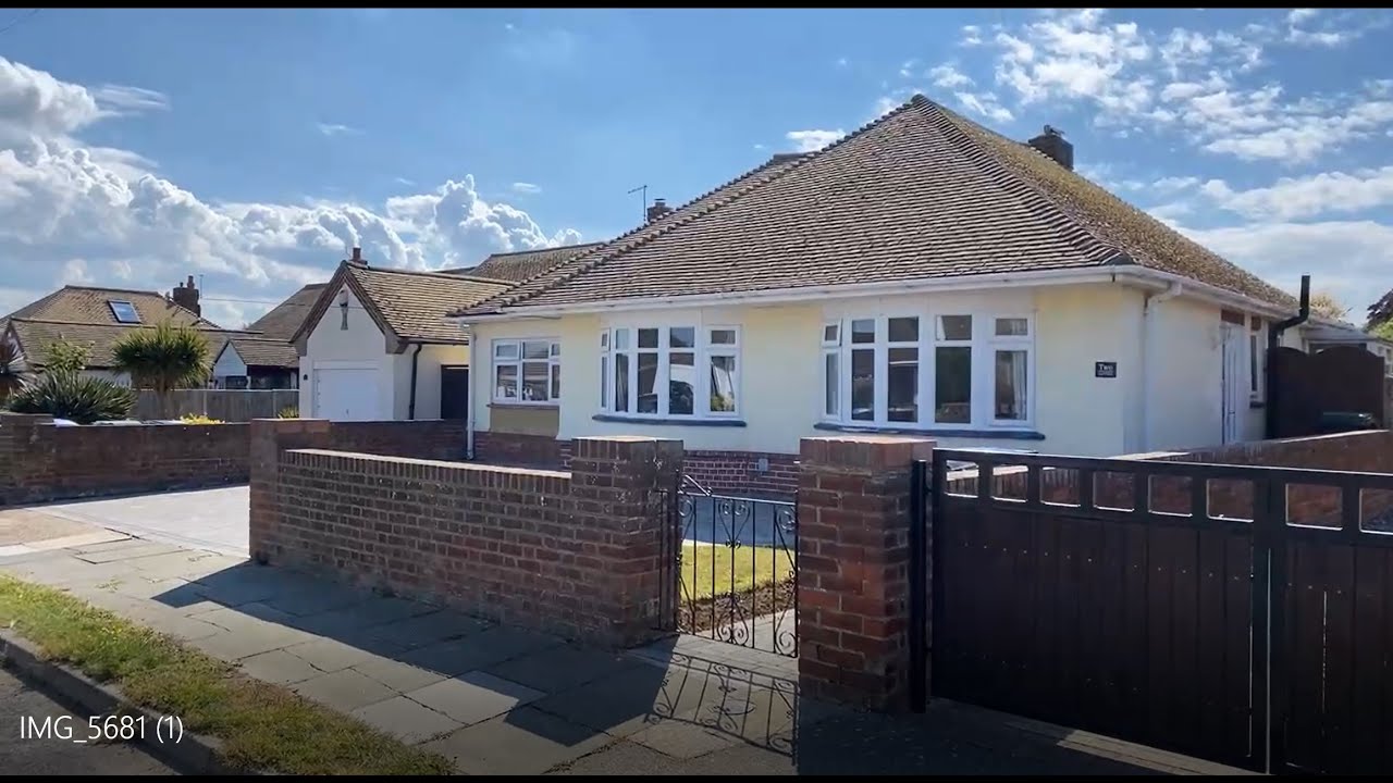 3 Bedroom Property For Sale In Lauriston Mount, Broadstairs 01843 809000
