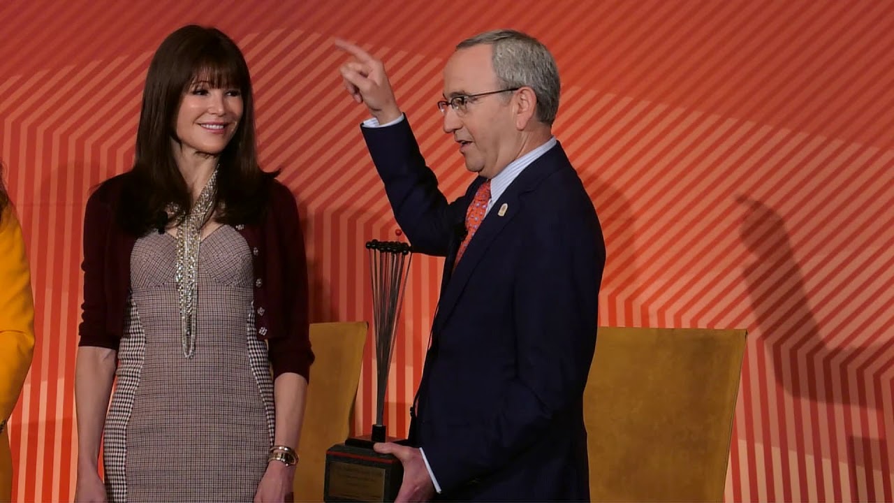 USC Athena | Entrepreneur of the Year Award Presentation