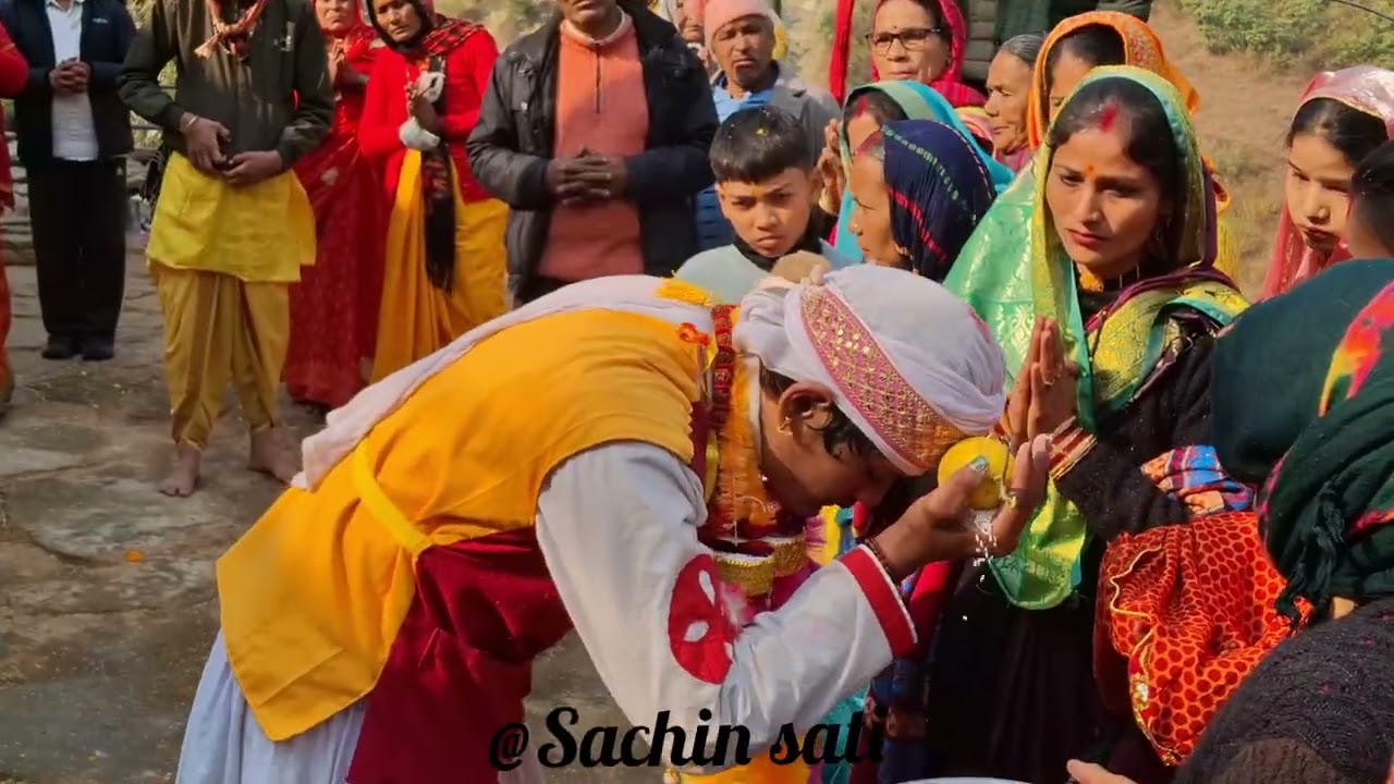 🙏❣️माँ सिवाई जिलासु  चन्डिका देवी का तोली गाँव से विदाई के बाद गेलुगं गाँव में स्वागत 🙏❣️