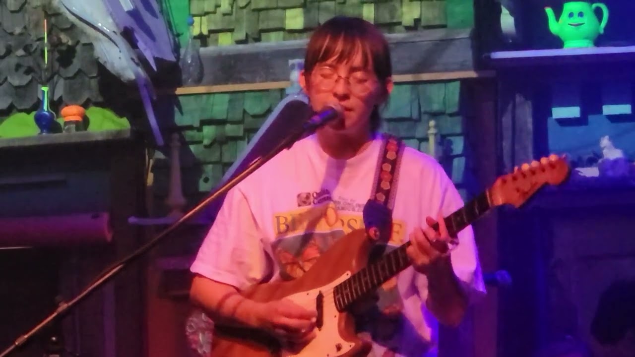 Florist - Sci Fi Silence -  8/17/2022 Santa Fe,  New Mexico,  Meow Wolf 