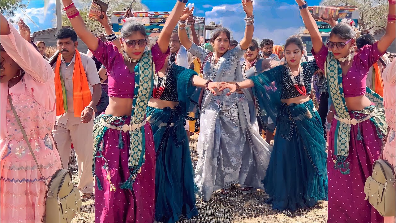 સોરી રમિલા રોજ વાના મા મલવા આવતી હાવ કેમ નહિ આવતી  ||  Adivasi Timli Dance Arjun R meda 2023 Top