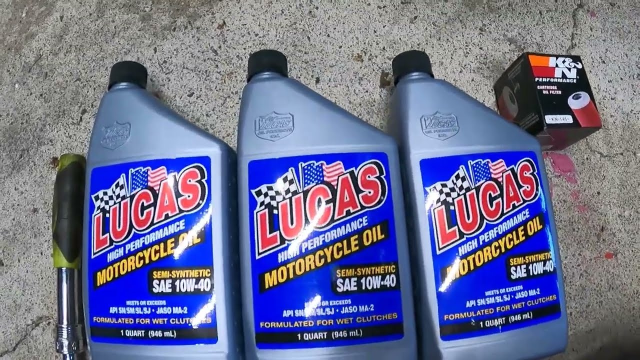 How to do an Oil Change! // Yamaha Virago 535