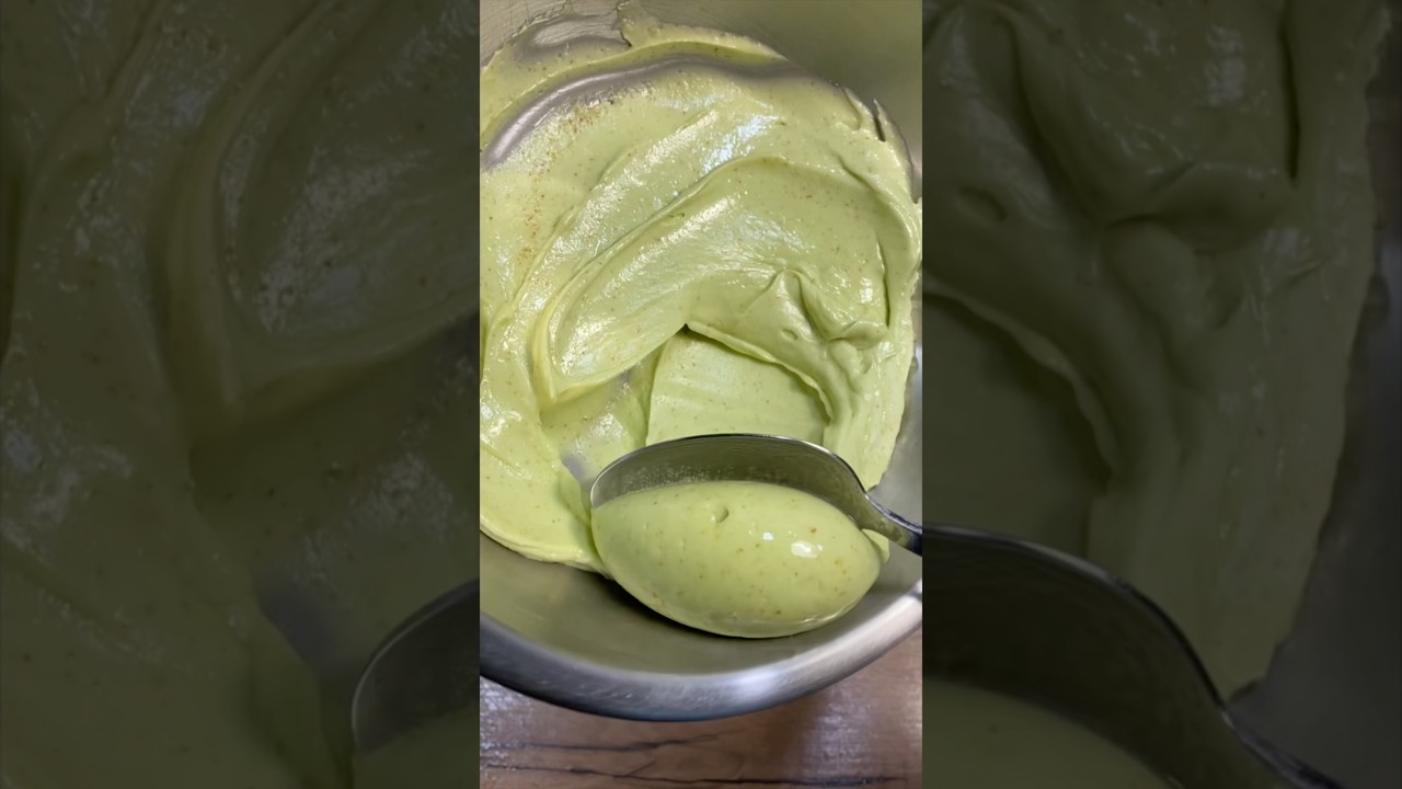 whipped chive butter 🧈🌿#butter #chives #cooking #recipe #food