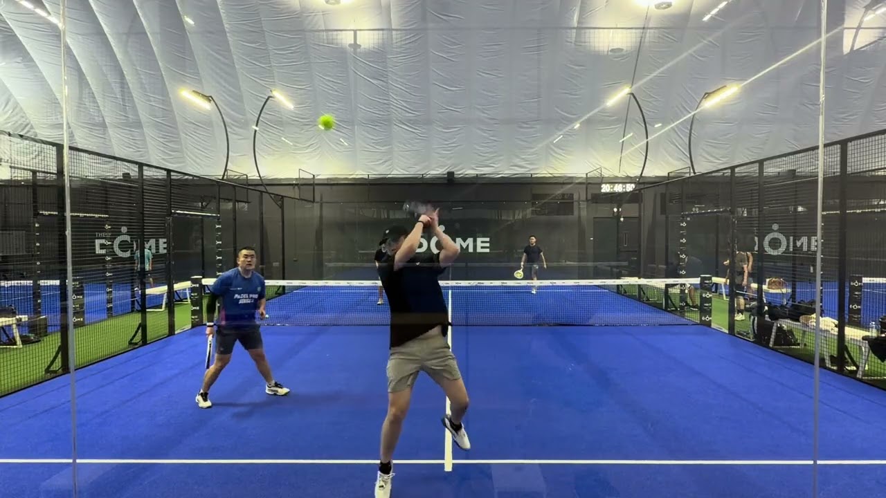 Howard/Matt vs Mark/Kris (Kepotong dikit)